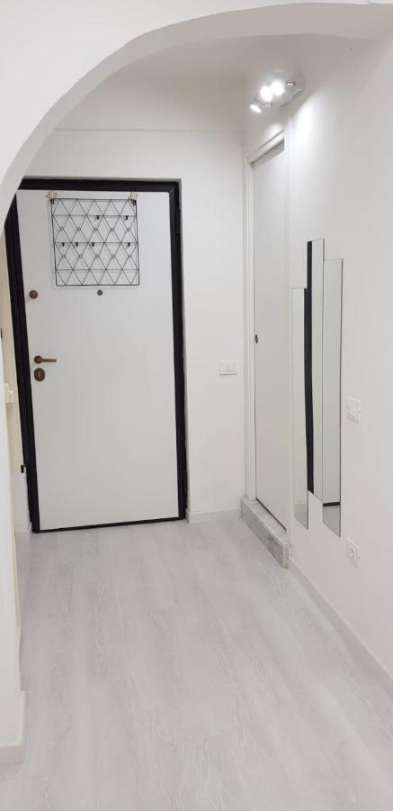 Holiday House Fieravecchia Salerno Esterno foto